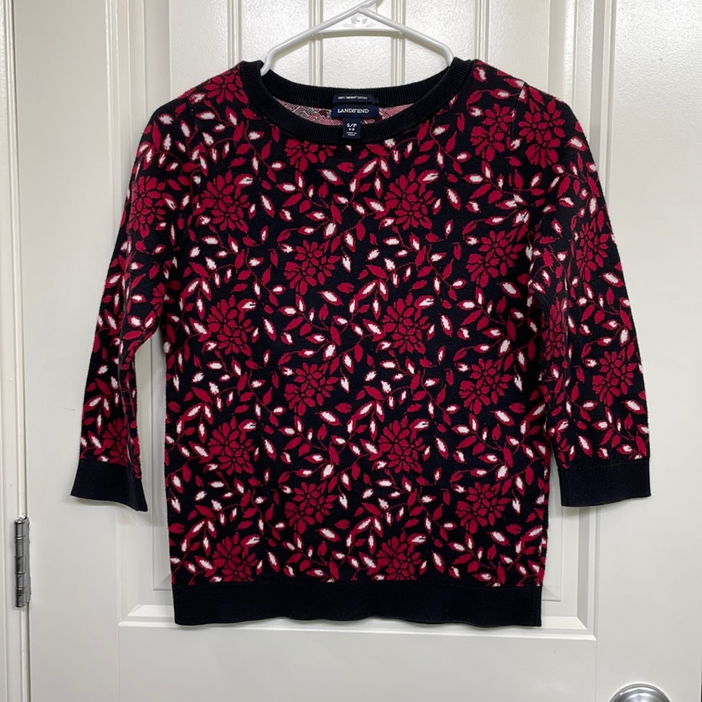 Lands End Supima 3/4 Sleeve print sweater black and red size small